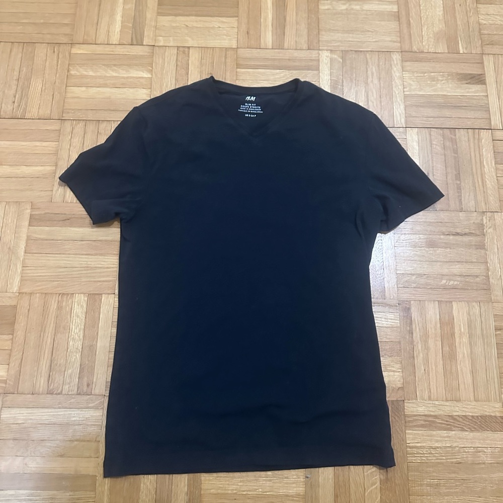 H&M Men's Dark Tee